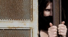 Две женщины осуждены условно под Хабаровском за продажу 51 девушки в сексуальное рабство 