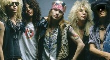 Летом следующего года Guns’N’Roses воссоединяются в золотом составе 
